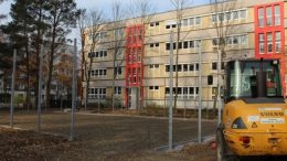 Kleinsportanlage am Humboldt-Gymnasium im Bau