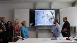 Übergabe der Erwin-Fischer-Schule